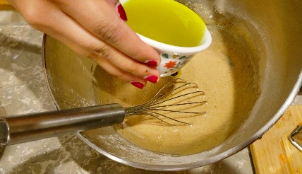 Adding olive oil to cake mix