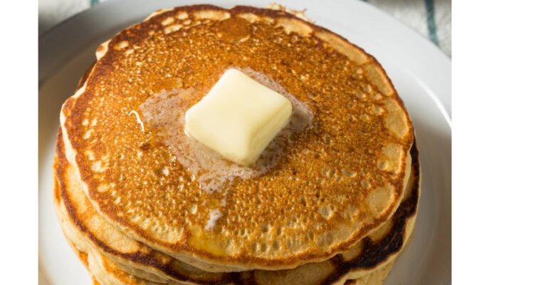 The Perfect Buttermilk Pancake (with Almond flour)