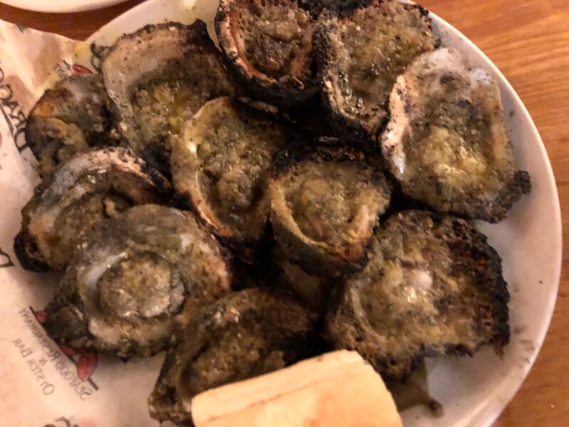 Charbroiled-oysters-at-dragos