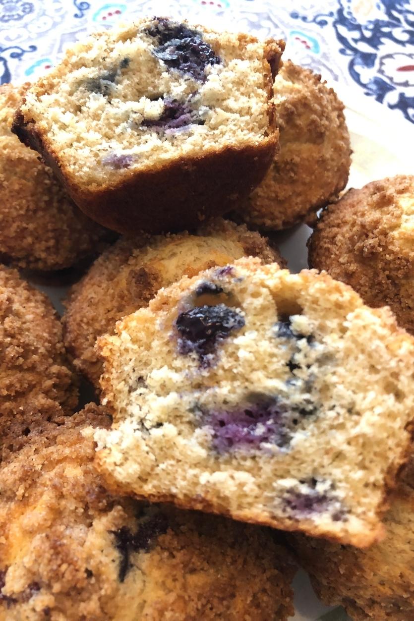 Blueberry Muffin with buttery crumb topping