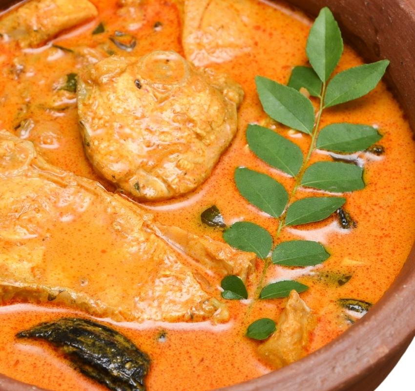 How To Make Kerala Style Coconut Fish Curry - Sadhya Foodie